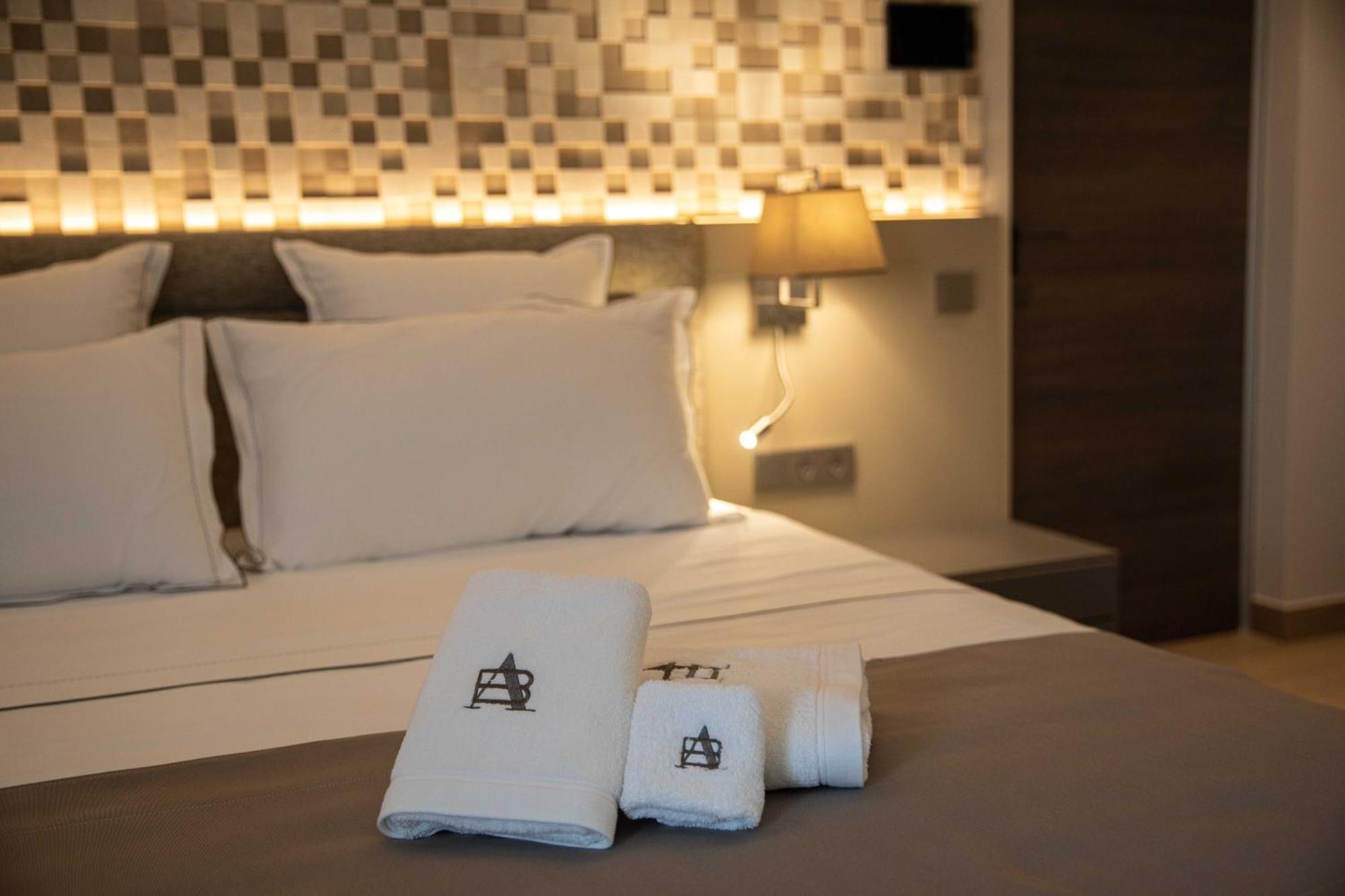 Ab Boutique Hotel - Adults Only Sant Vicenç de Montalt Екстериор снимка